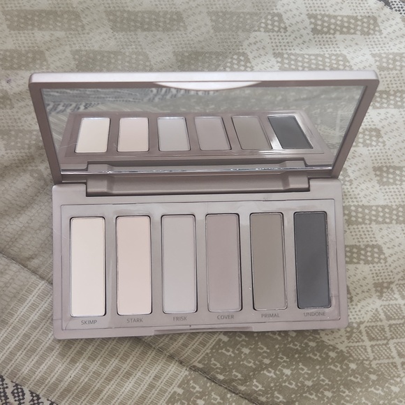 Urban Decay Makeup Urban Decay Naked2 Basics Eyeshadow Palette